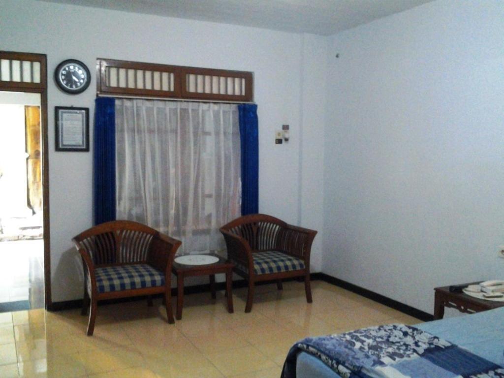 Hotel Wisma Djaja Syariah Bojonegoro Oda fotoğraf